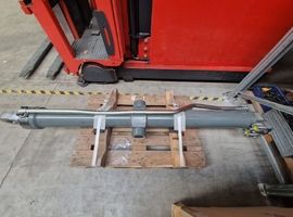 Гидроцилиндр подъёма отвала Liebherr PR 776 94037739 94084476 12453043