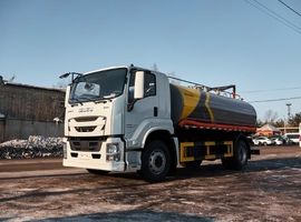 Ассенизатор (вакуумная машина) на шасси ISUZU 4x2, 12+3 м³
