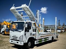 Автовоз на 4 автомобиля на шасси ISUZU 4x2