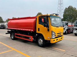 Бензовоз ISUZU 4×2, 139 кВт, 10 м³, 3 отсека, заправочная станция