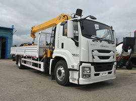 Бортовой грузовик ISUZU 4×2 с КМУ XCMG SQS200-5, 8 т, 18,6 м