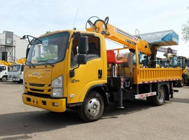 Бортовой грузовик ISUZU 4×2 с самосвальным кузовом и КМУ, 3,5 т, подъём 17 м, люлька